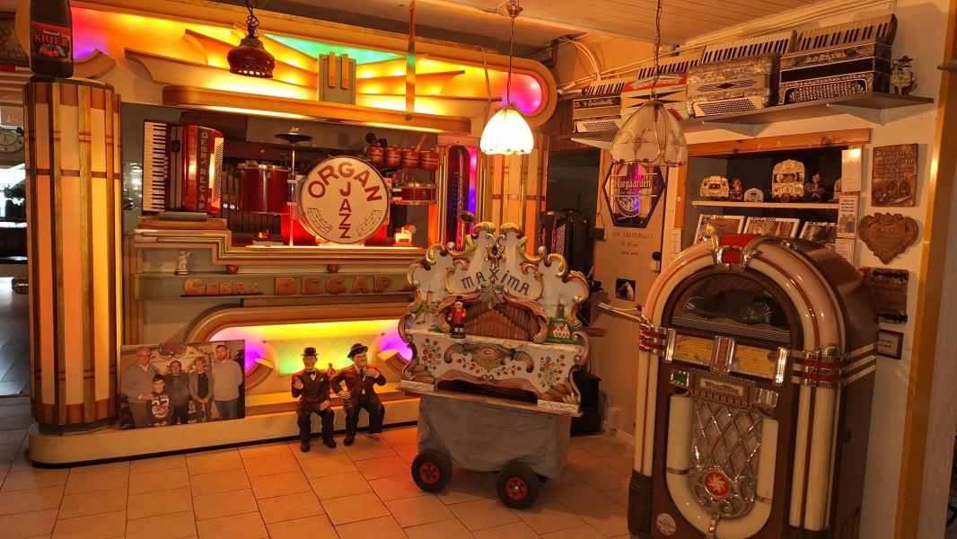 Een kleine blik in ons grote museum