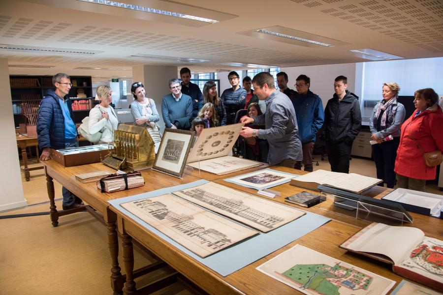 Erfgoeddag in het Universiteitsarchief. Foto: Michael De Lausnay