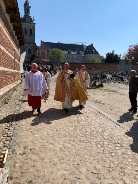 zegenen van wandelaars