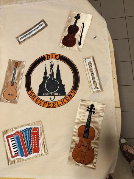 Vaandel van Die Gespeelkens, gemaakt n.a.v. Trudofeesten 