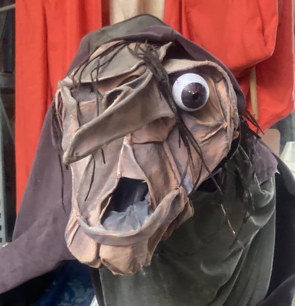 groteske poppen-smoel (theater Popject) in MUPO