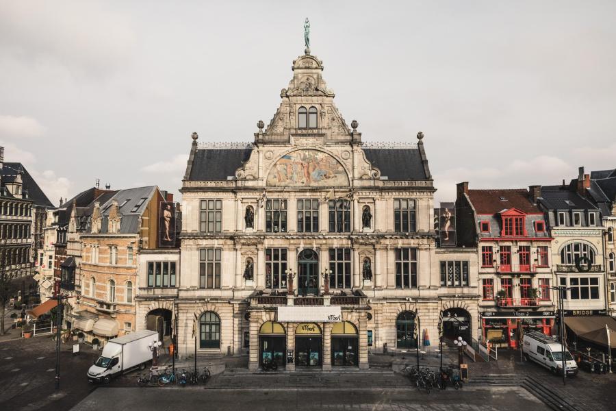 Gevel KNS - NTGent Schouwburg