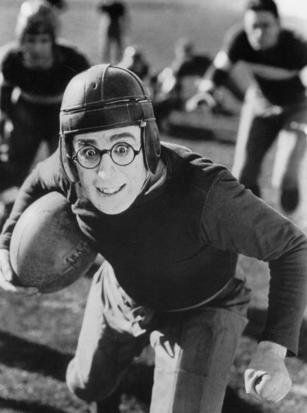 Zwartbeeld van voetballer (c) CINEMATEK